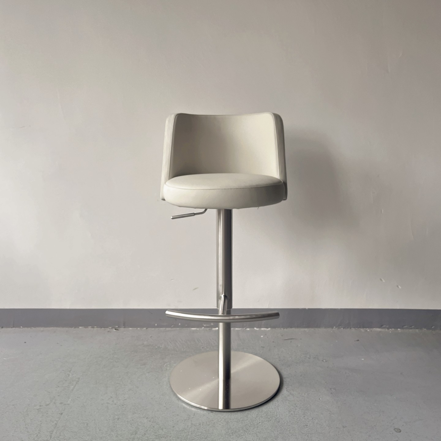 Sunrise Oriental Furniture - the Tonaza Bar Stool