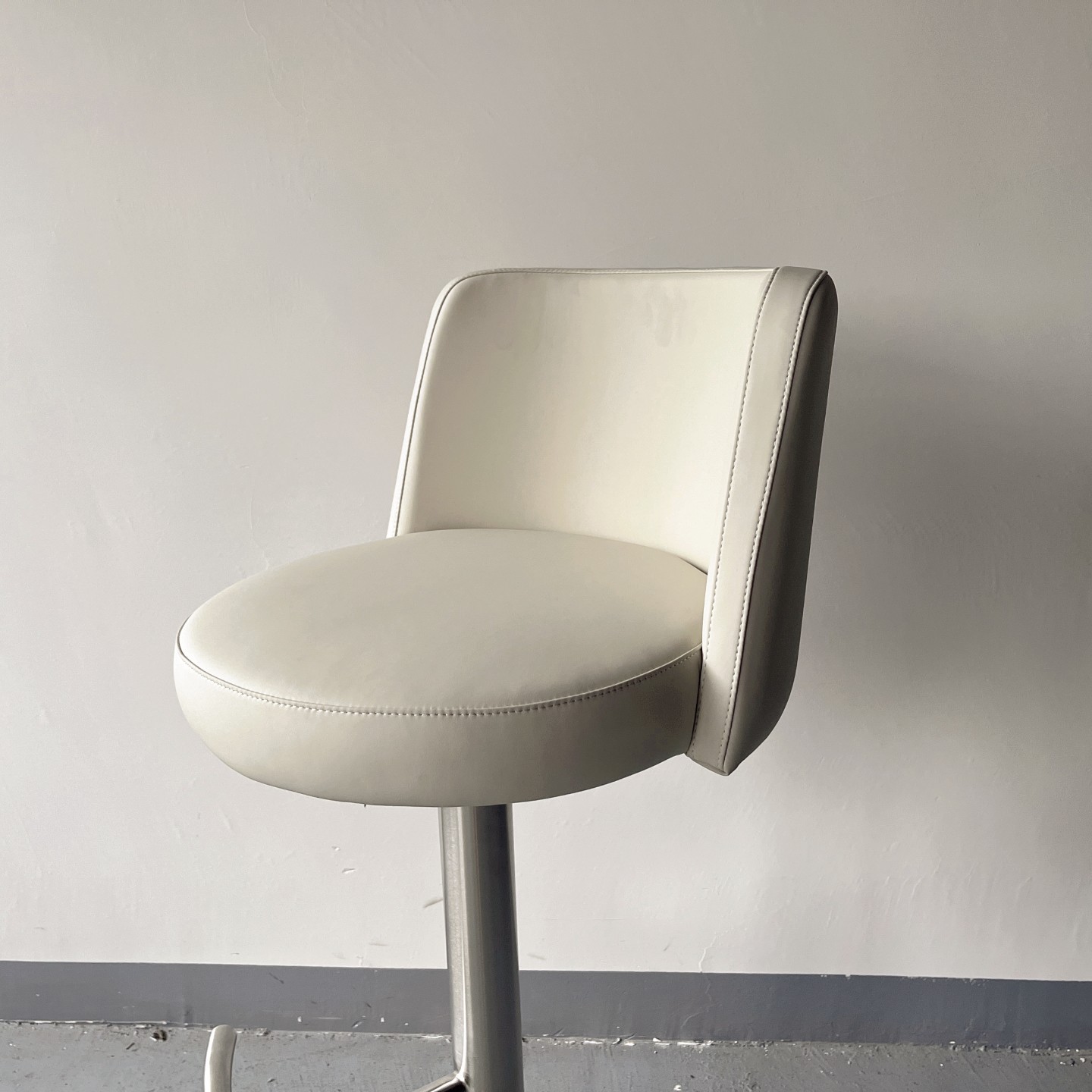 Sunrise Oriental Furniture - the Tonaza Bar Stool