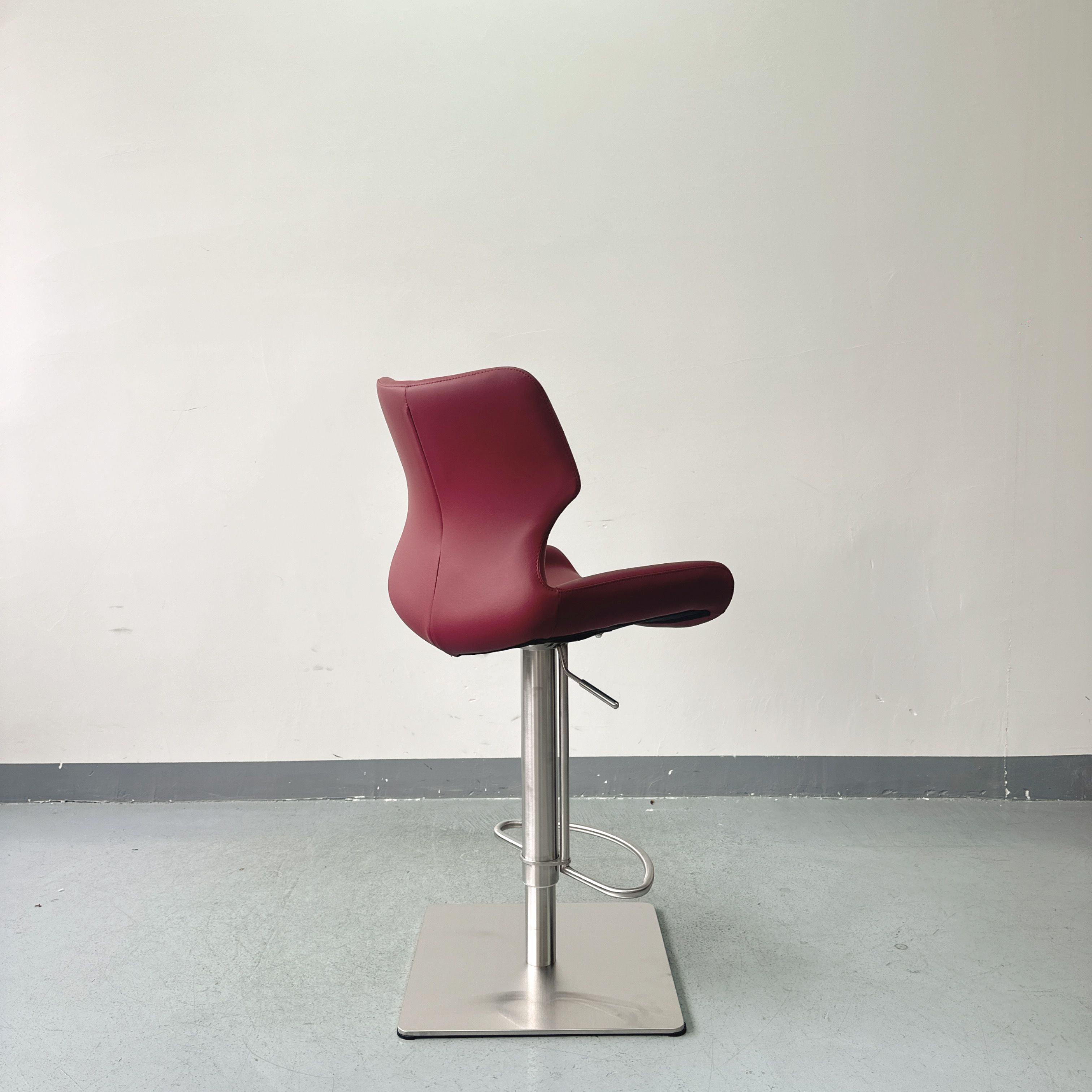 Sunrise Oriental Furniture - the Ava Faux Leather Gas Lift Bar Stool For Counter/ Kitchen Island