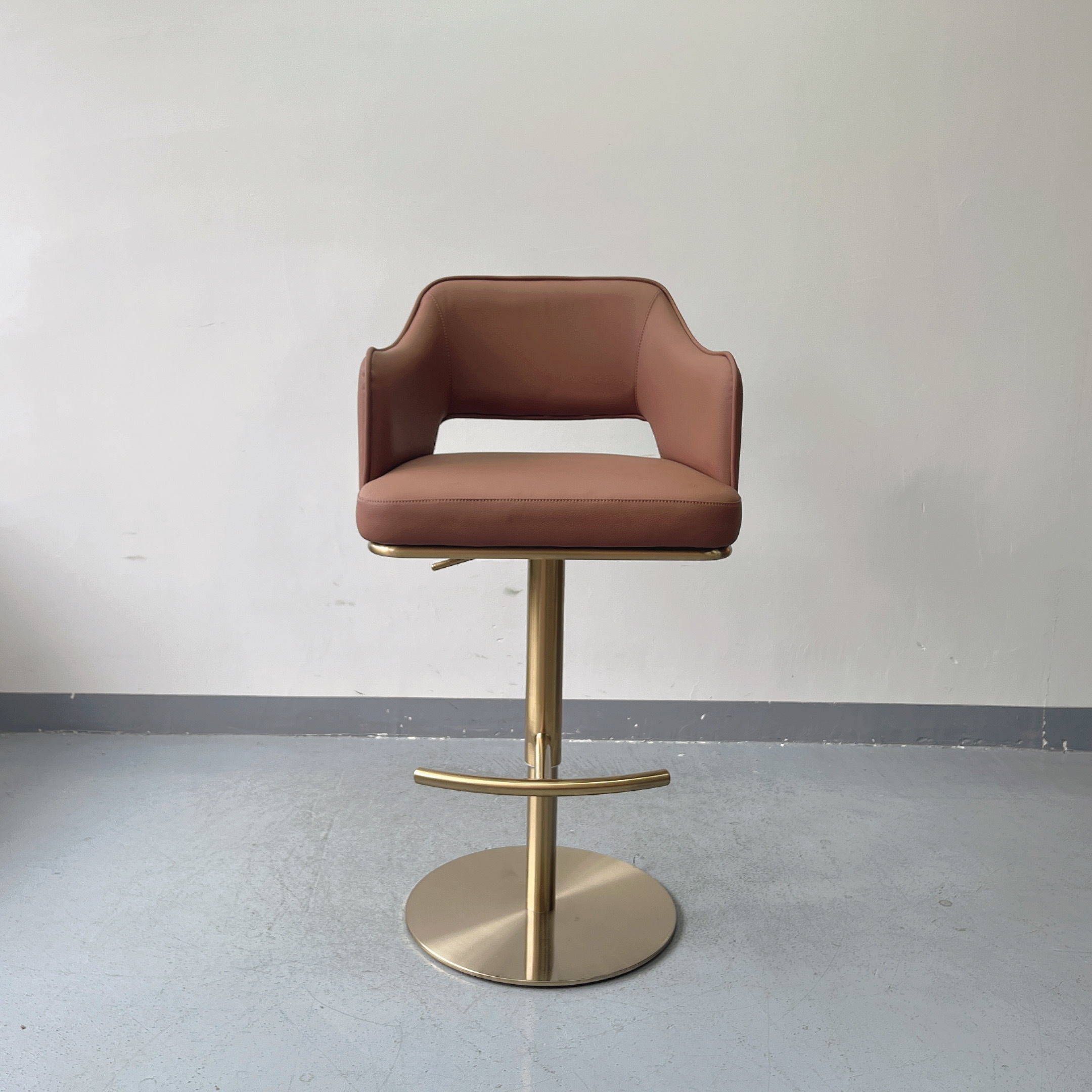 Sunrise Oriental Furniture - the Bella Adjustable Swivel Bar Stool (Pleated Style)