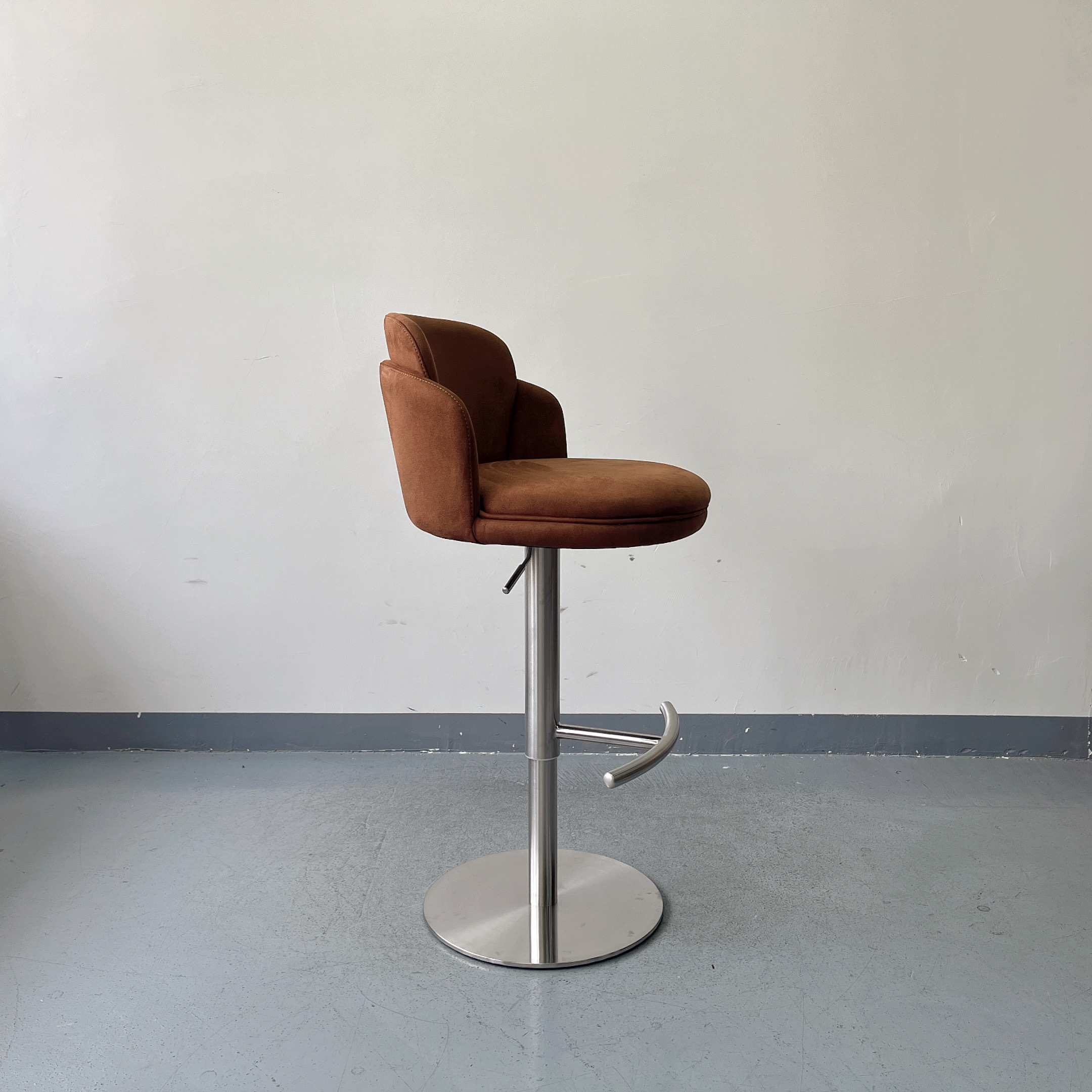 Sunrise Oriental Furniture - the Elizabeth Bar Stool
