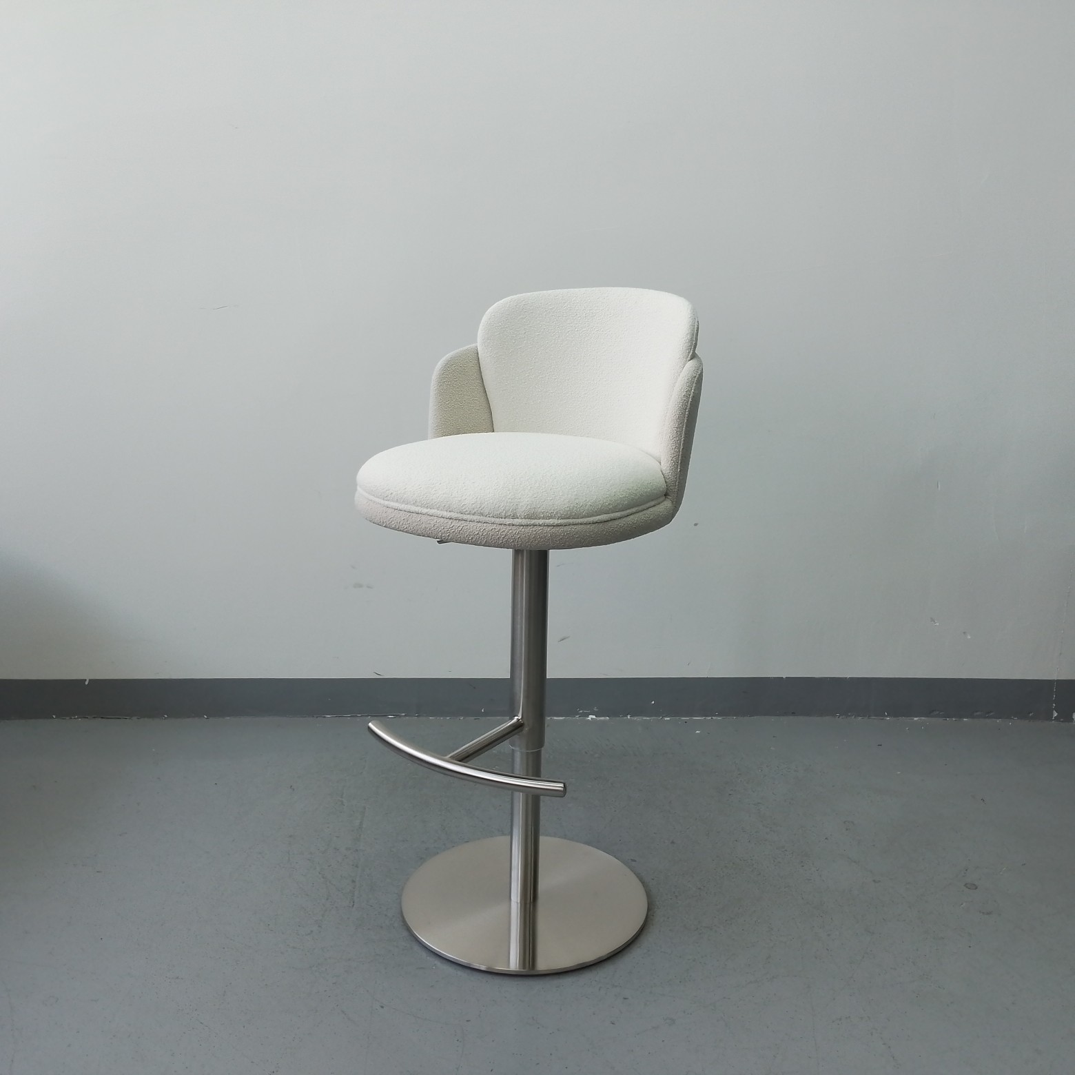 Sunrise Oriental Furniture - the Elizabeth Bar Stool