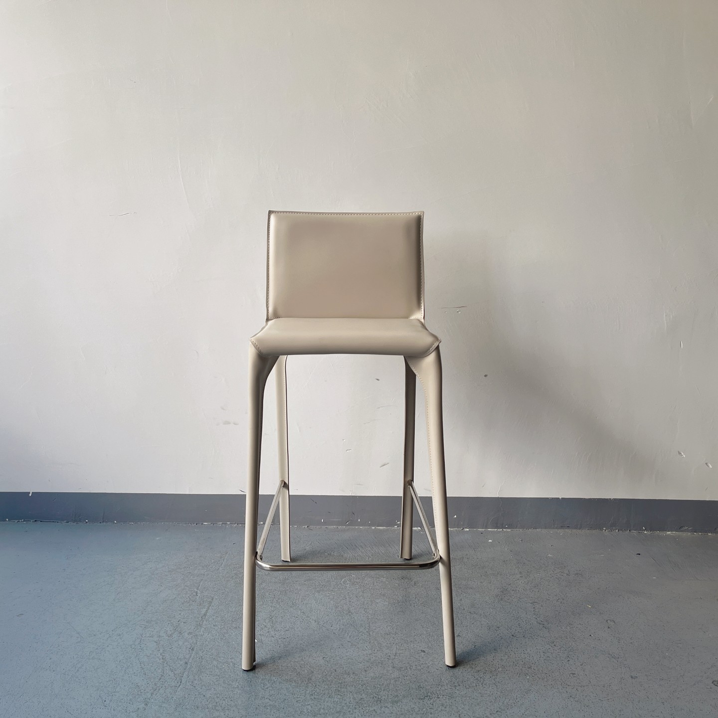 Sunrise Oriental Furniture - the Tarine Saddle Leather Bar Stool