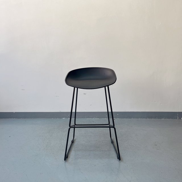 Sunrise Oriental Furniture - the About A Stool SXY-DB1