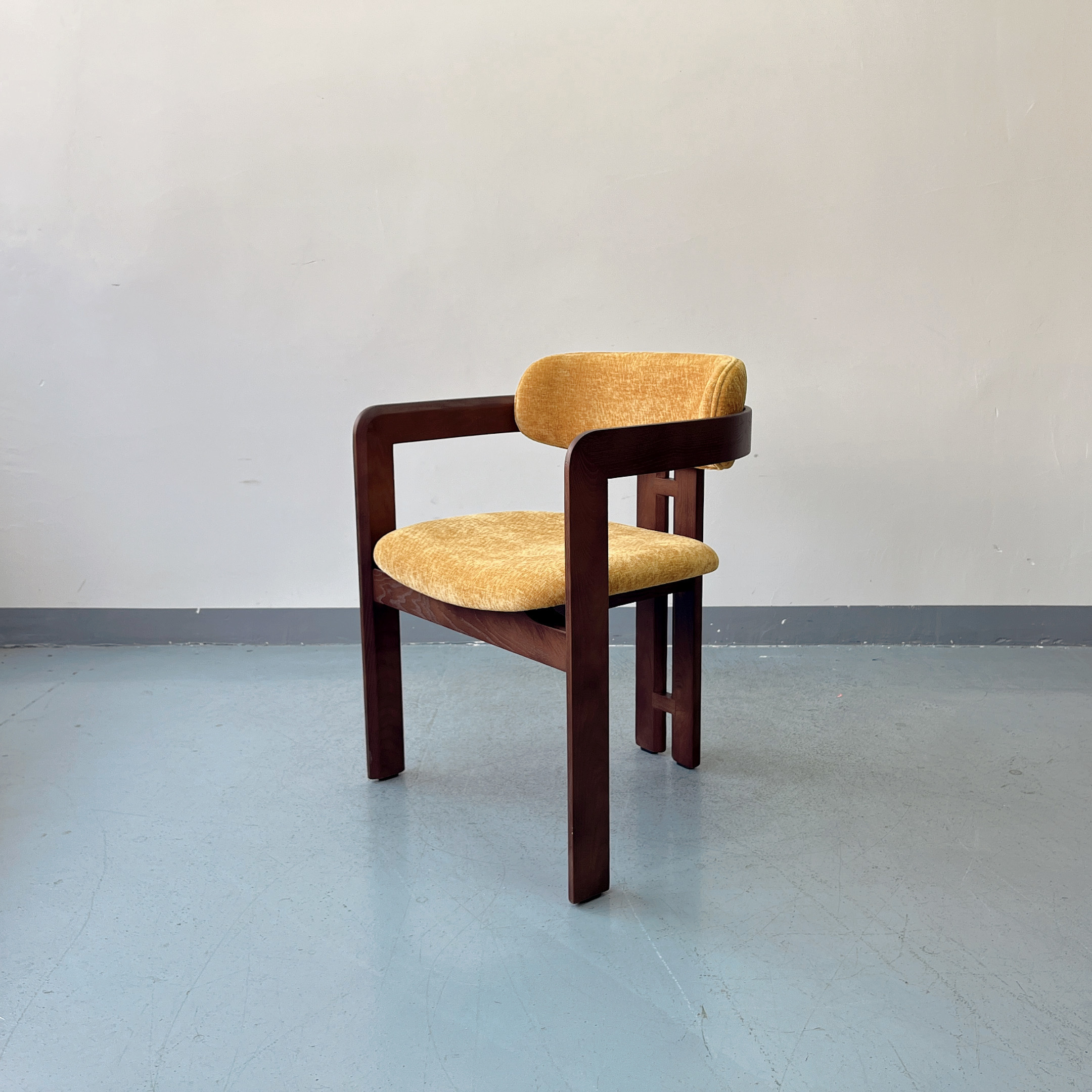 Sunrise Oriental Furniture - the Felis Dining Chair Italian Style Armchair