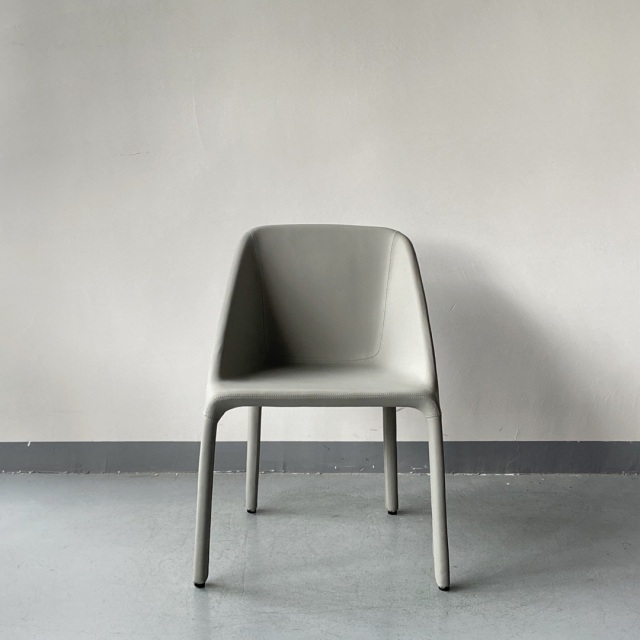 Sunrise Oriental Furniture - the Manta Armchair