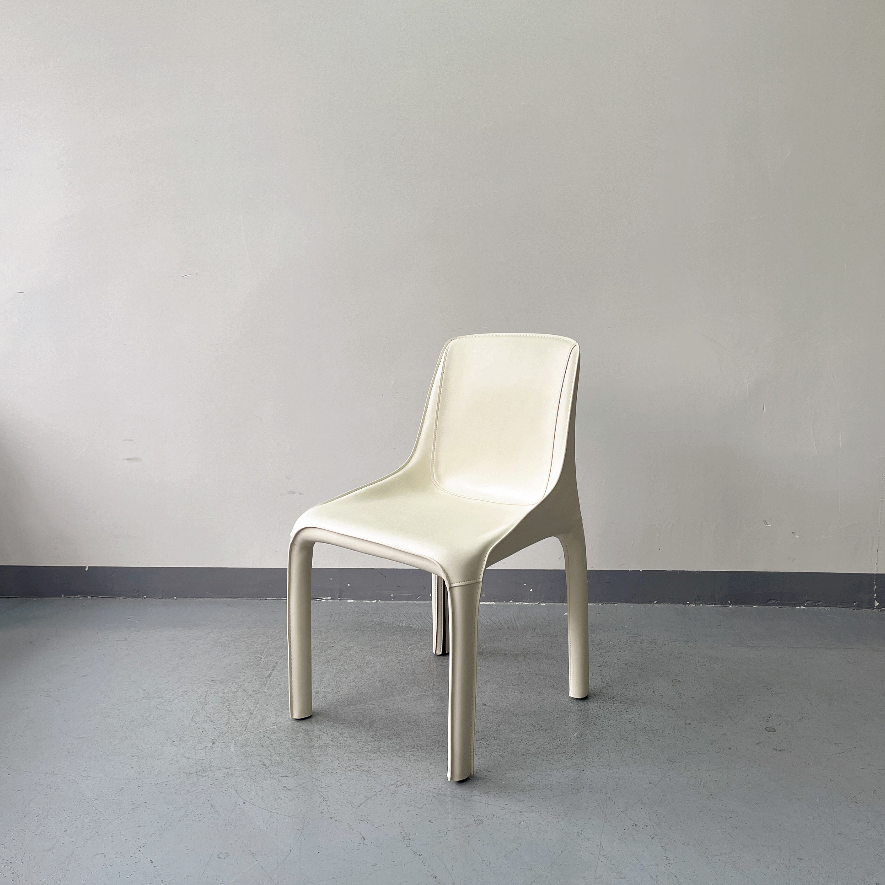 Sunrise Oriental Furniture - the Manta Chair (Armless Version)