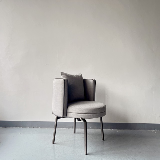 Sunrise Oriental Furniture - the Torii Dining Chair by Minotti