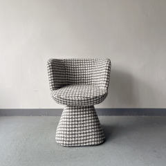 Sunrise Oriental Furniture - Flair O’ Rotating Chair