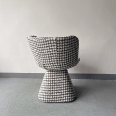Sunrise Oriental Furniture - Flair O’ Rotating Chair