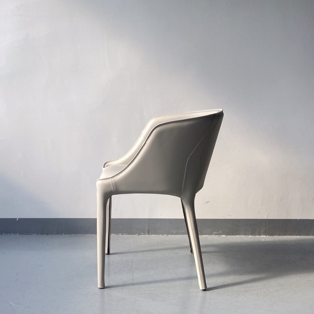 Sunrise Oriental Furniture - the Goldie Chair