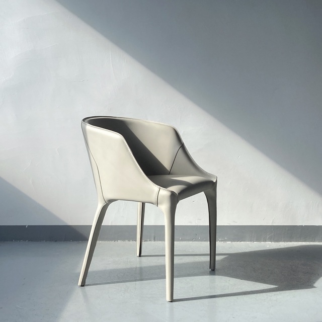 Sunrise Oriental Furniture - the Goldie Chair