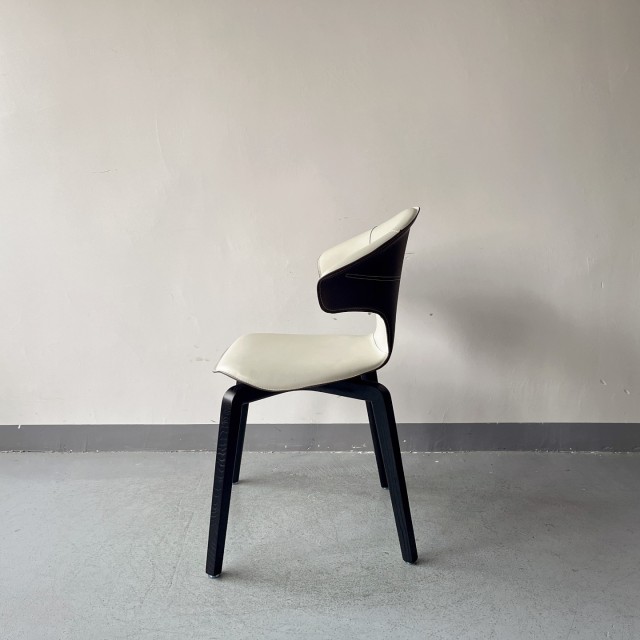 Sunrise Oriental Furniture - the MONTERA Leather Armchair