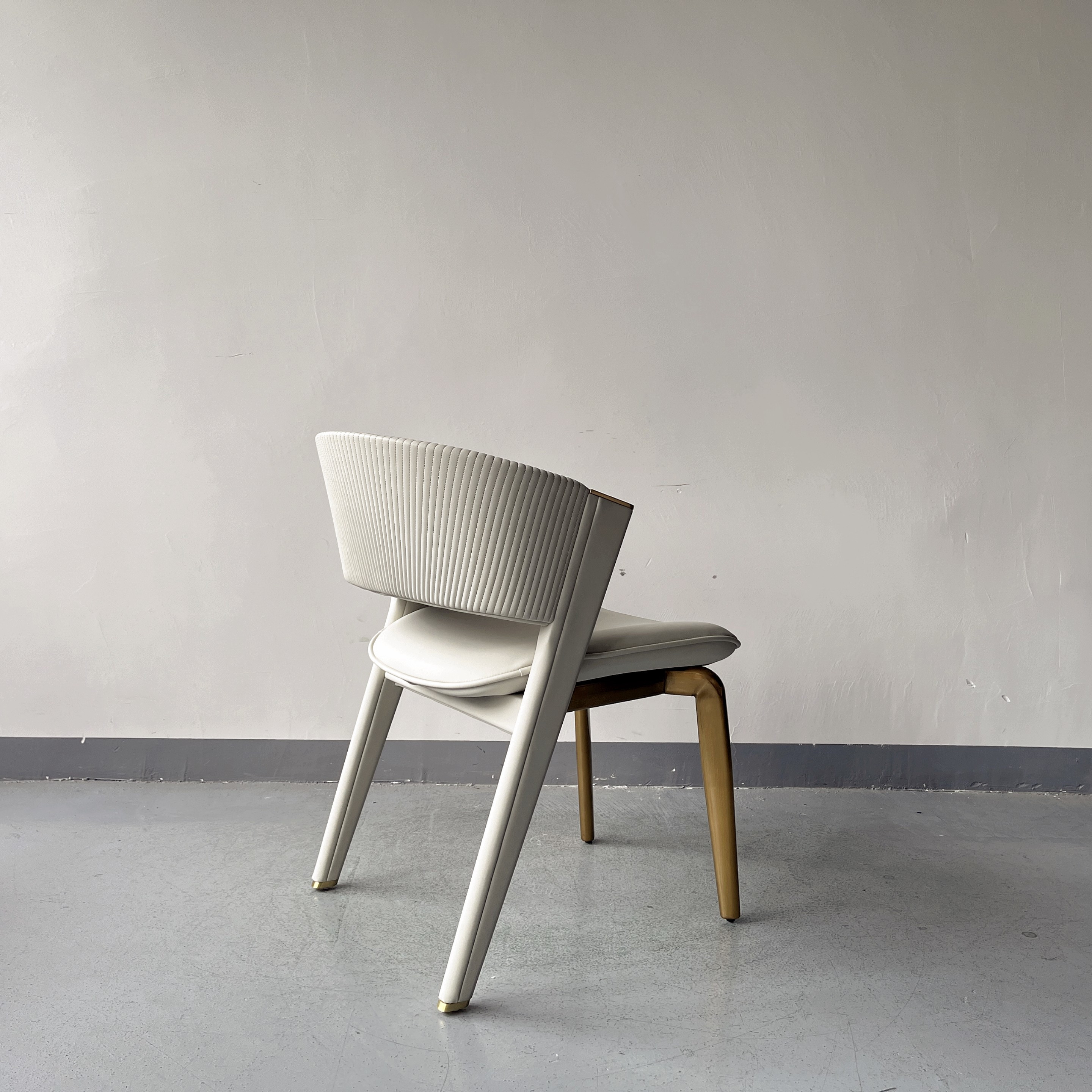 Sunrise Oriental Furniture - the Lisbona chair