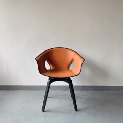 Sunrise Oriental Furniture - the Ginger Swivel Armchair