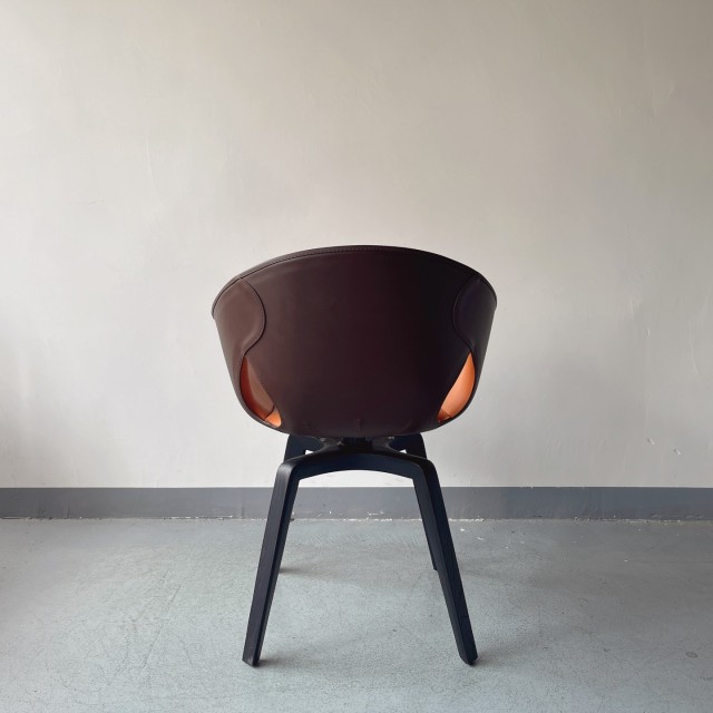 Sunrise Oriental Furniture - the Ginger Swivel Armchair