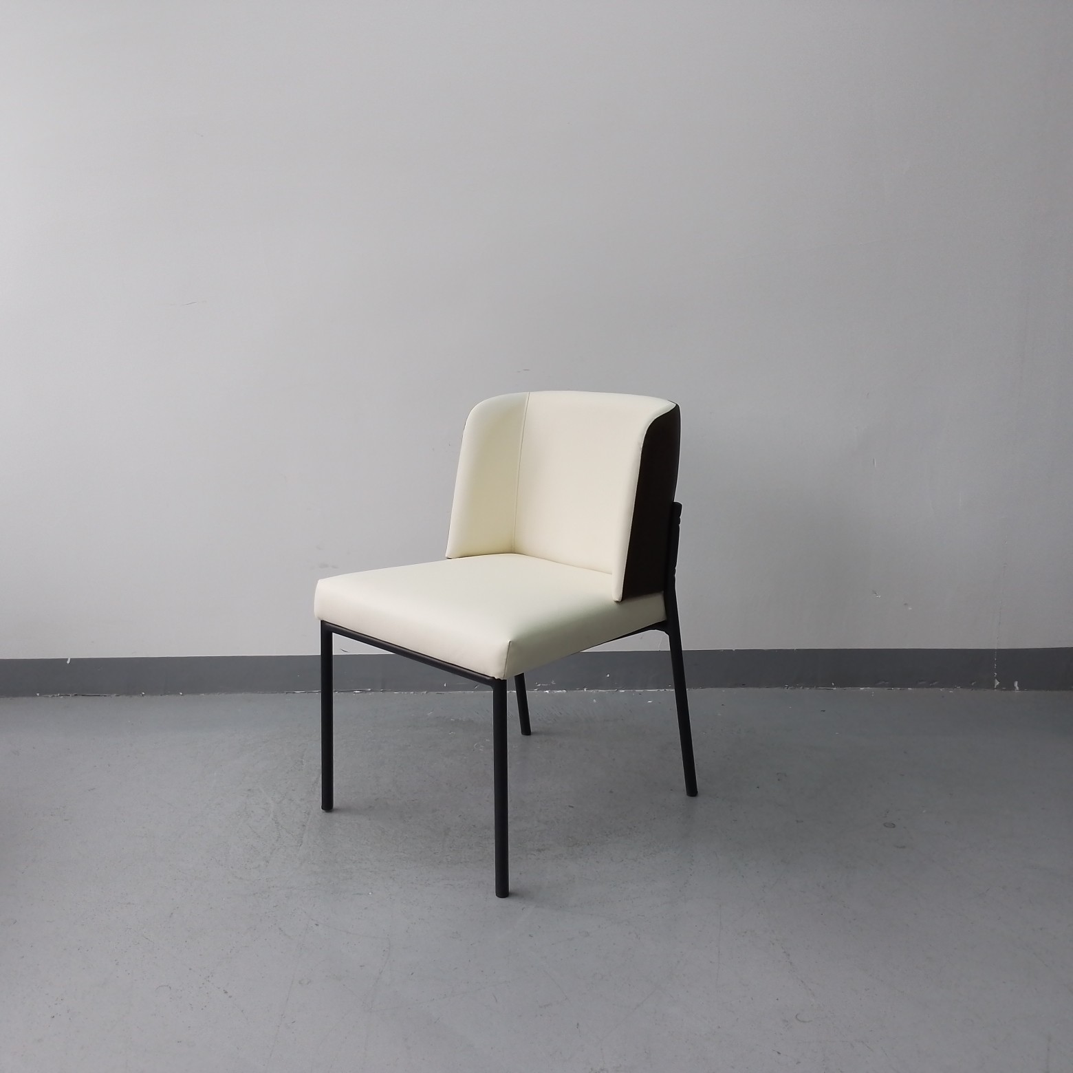 Sunrise Oriental Furniture - the Victor Dining Chair