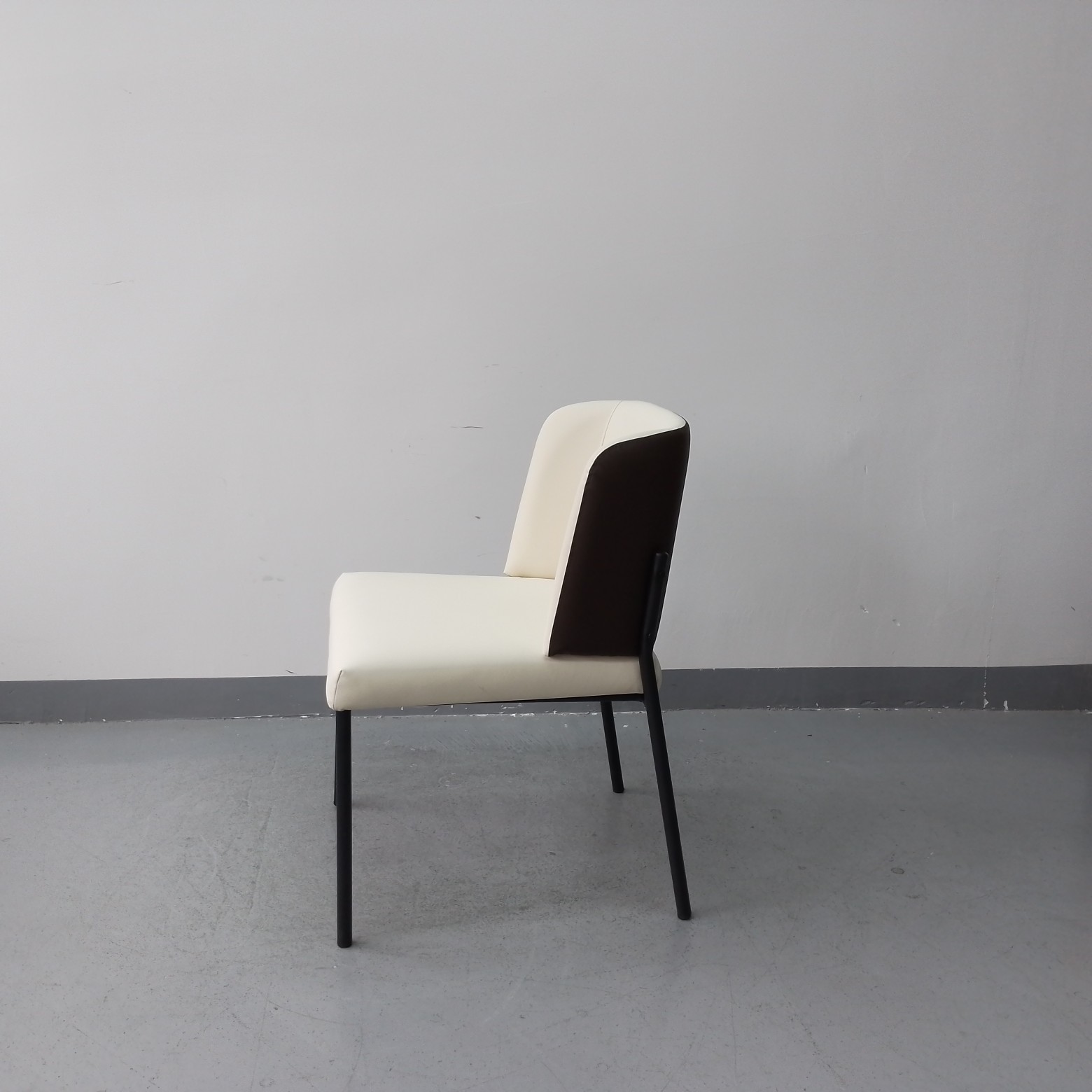 Sunrise Oriental Furniture - the Victor Dining Chair