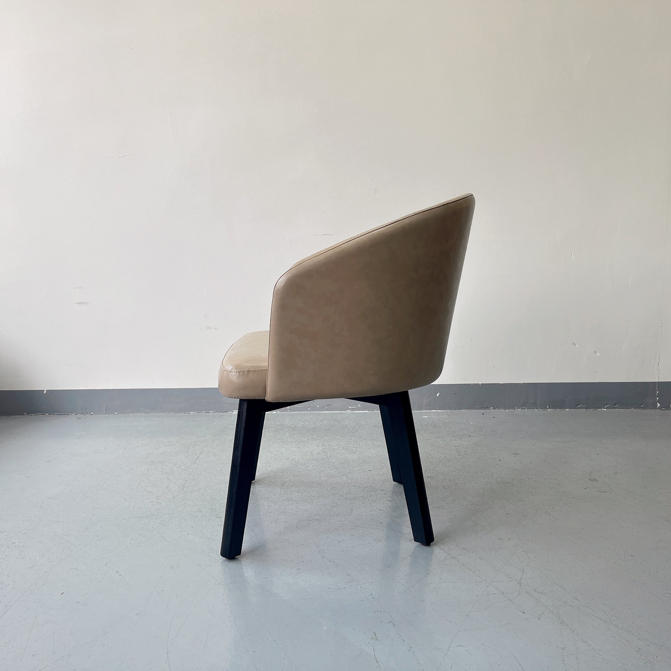 Sunrise Oriental Furniture - the Amelie Dining Chair