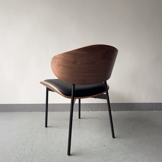 Sunrise Oriental Furniture - the Black Mezzaluna Chair