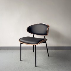 Sunrise Oriental Furniture - the Black Mezzaluna Chair