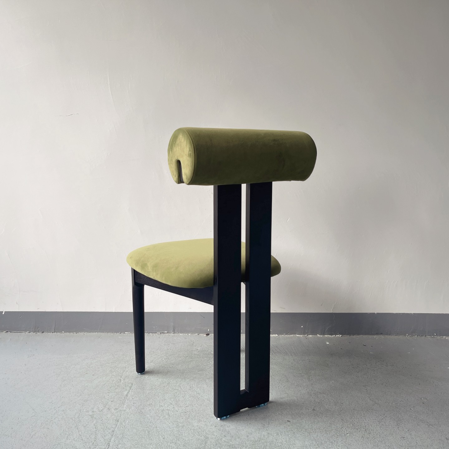 Sunrise Oriental Furniture - the Hippo Chair