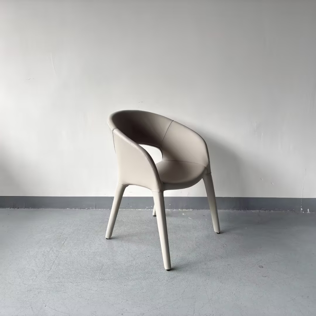 Sunrise Oriental Furniture - the Loafion Armchair