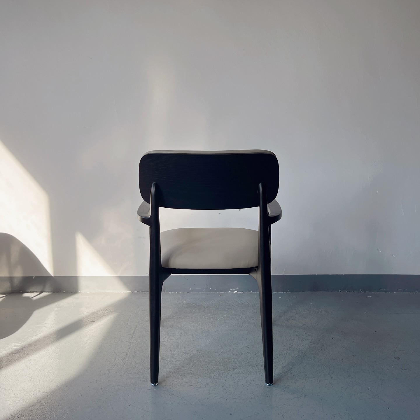 Sunrise Oriental Furniture - the CURVE Dining Chair with Armrest