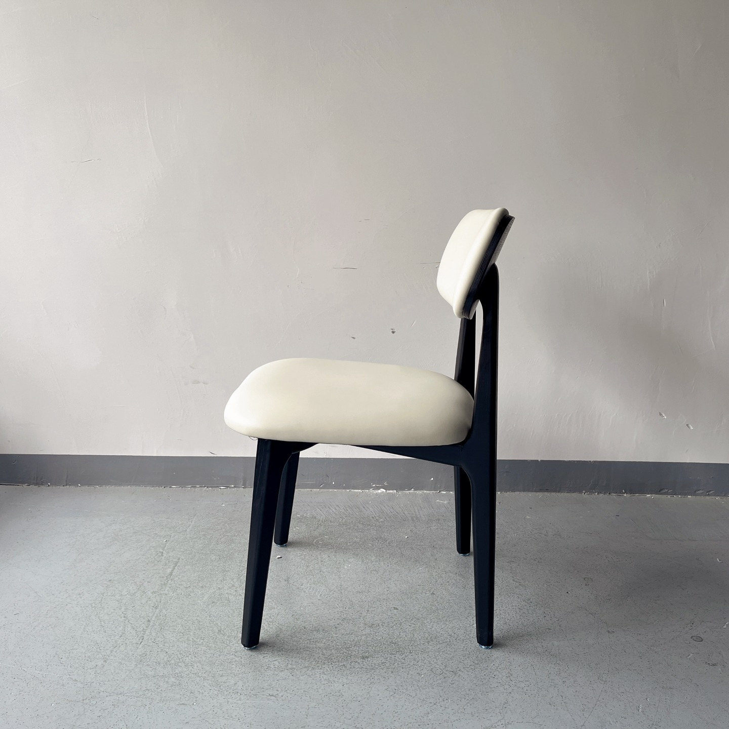 Sunrise Oriental Furniture - the CURVE Dining Chair (Armless Version)