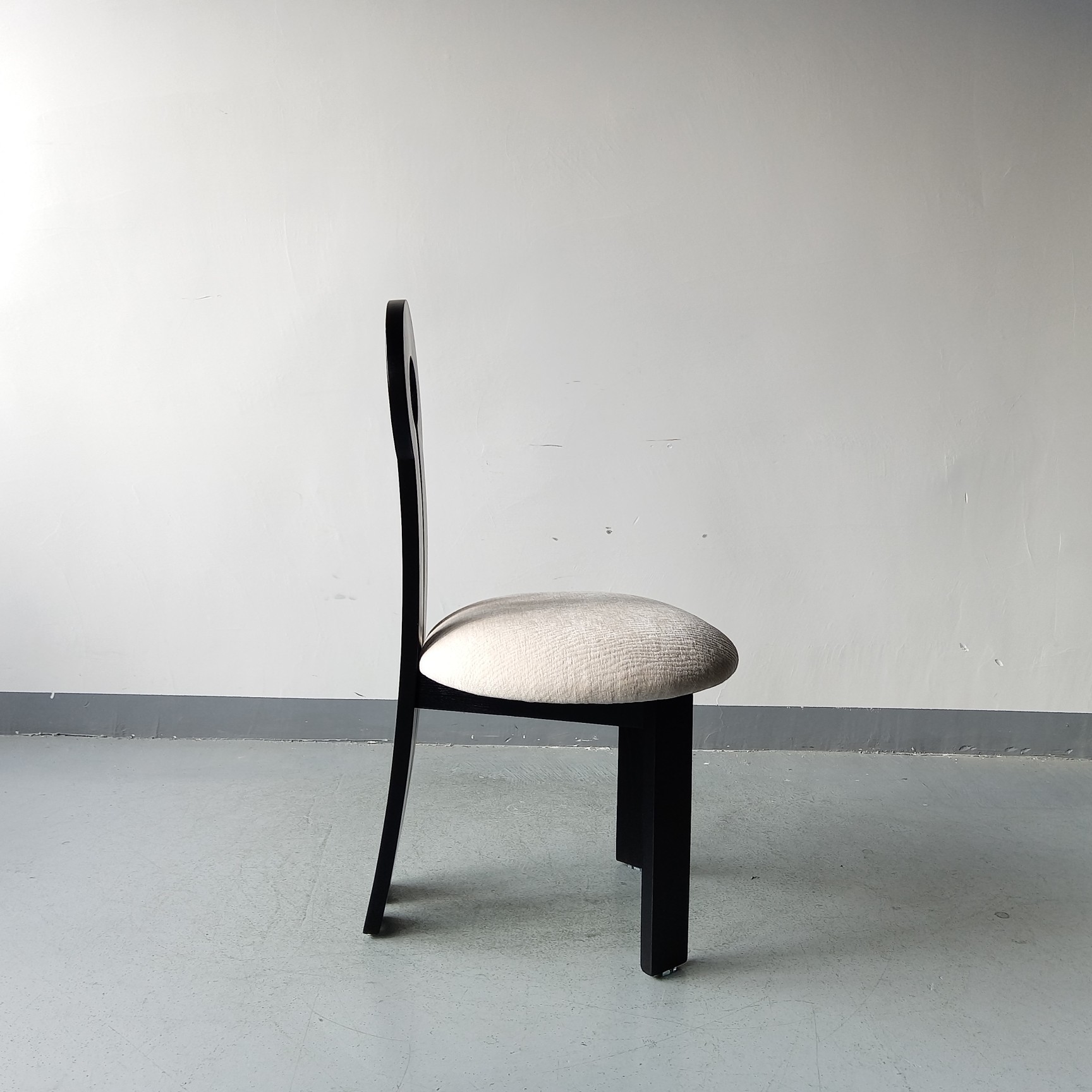 Sunrise Oriental Furniture - the Leavader Dining Chair