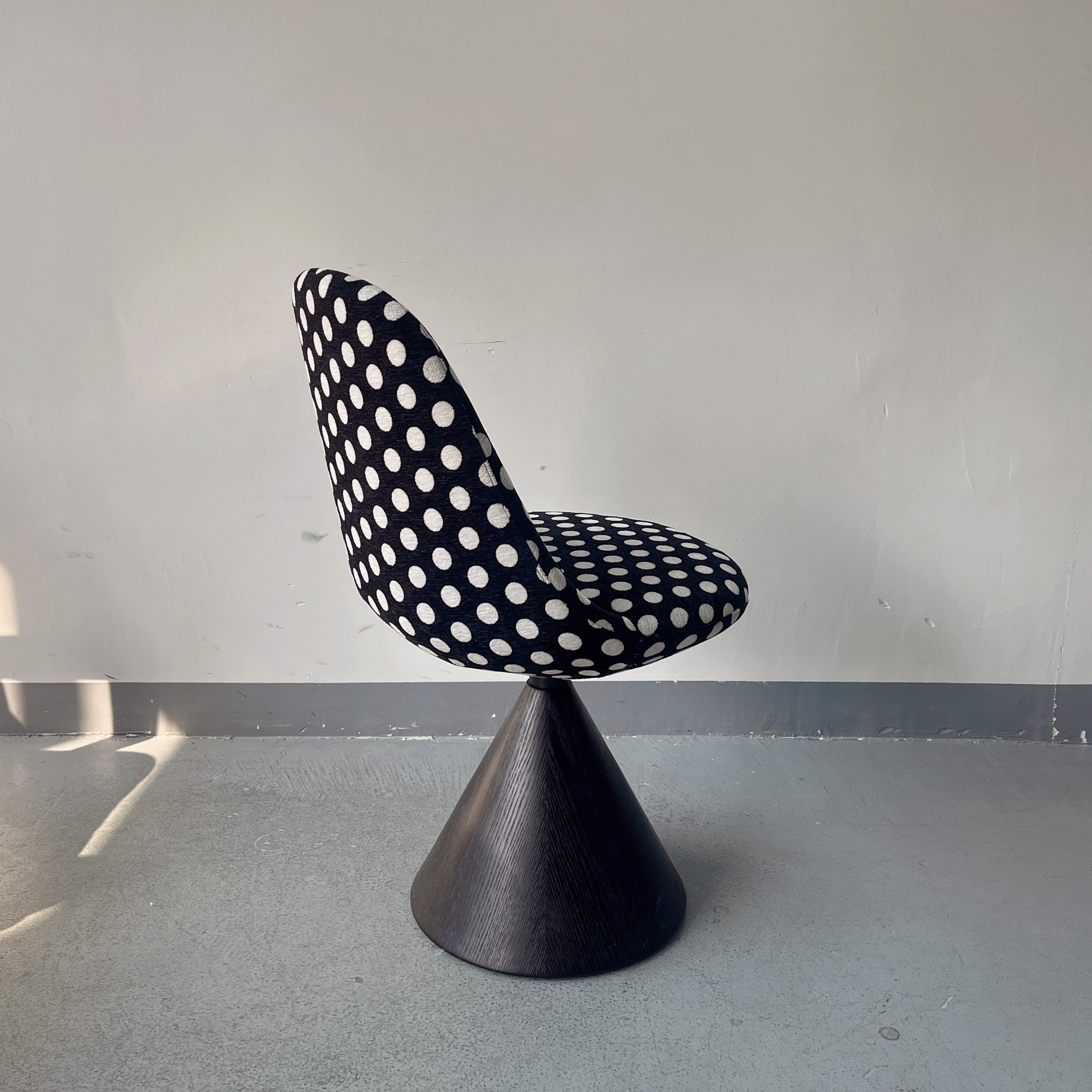 Sunrise Oriental Furniture - the Kutis Swivel Chair
