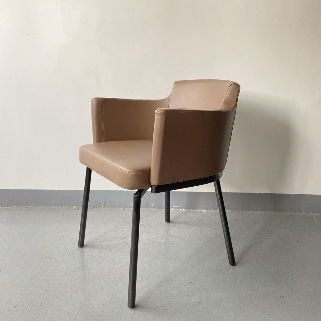 Sunrise Oriental Furniture - the Casabianca Home Suzzie 180-Degree Swivel Arm Dining Chair