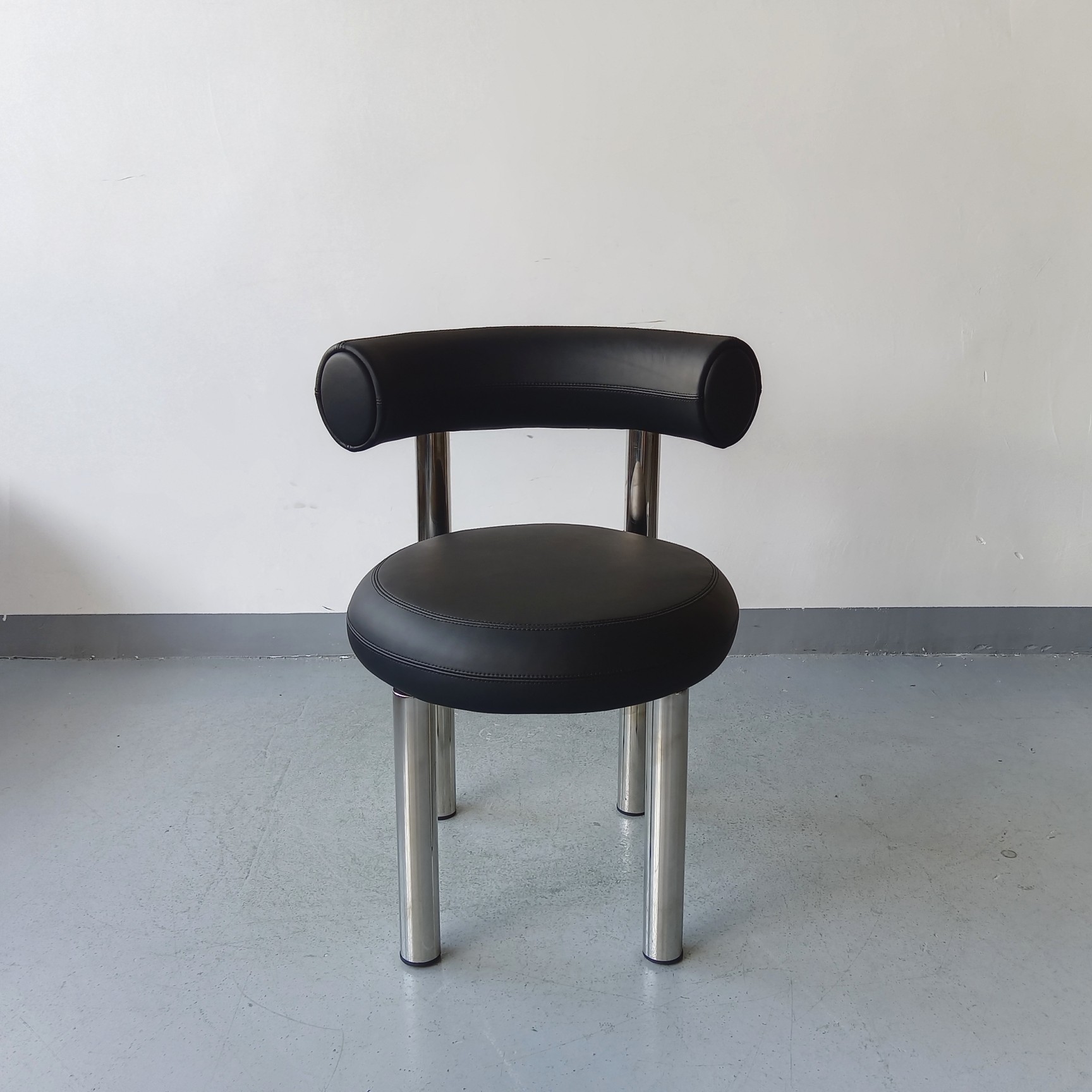 Sunrise Oriental Furniture - the Saralisa wooden dining chair