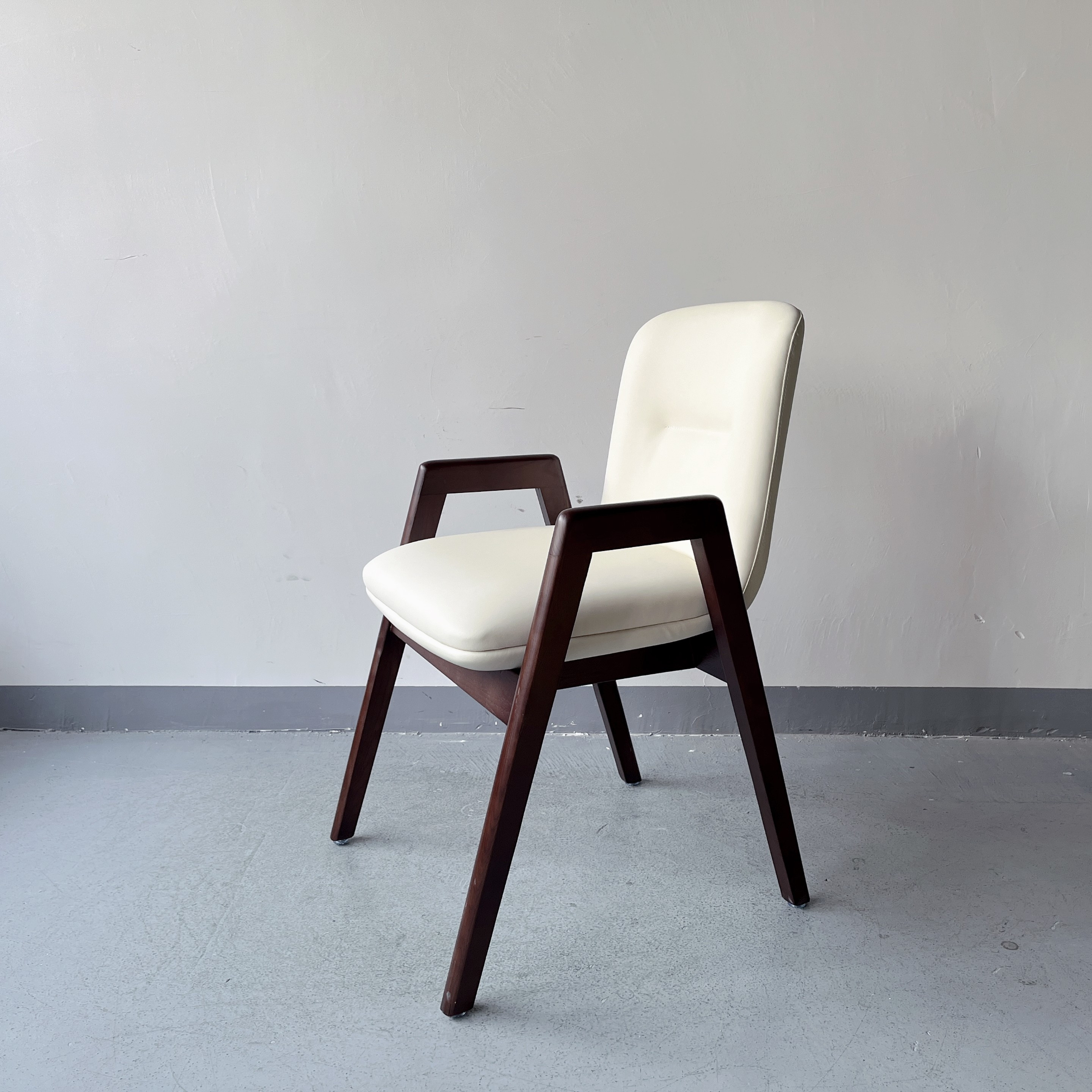 Sunrise Oriental Furniture - the Lance Dining Chair