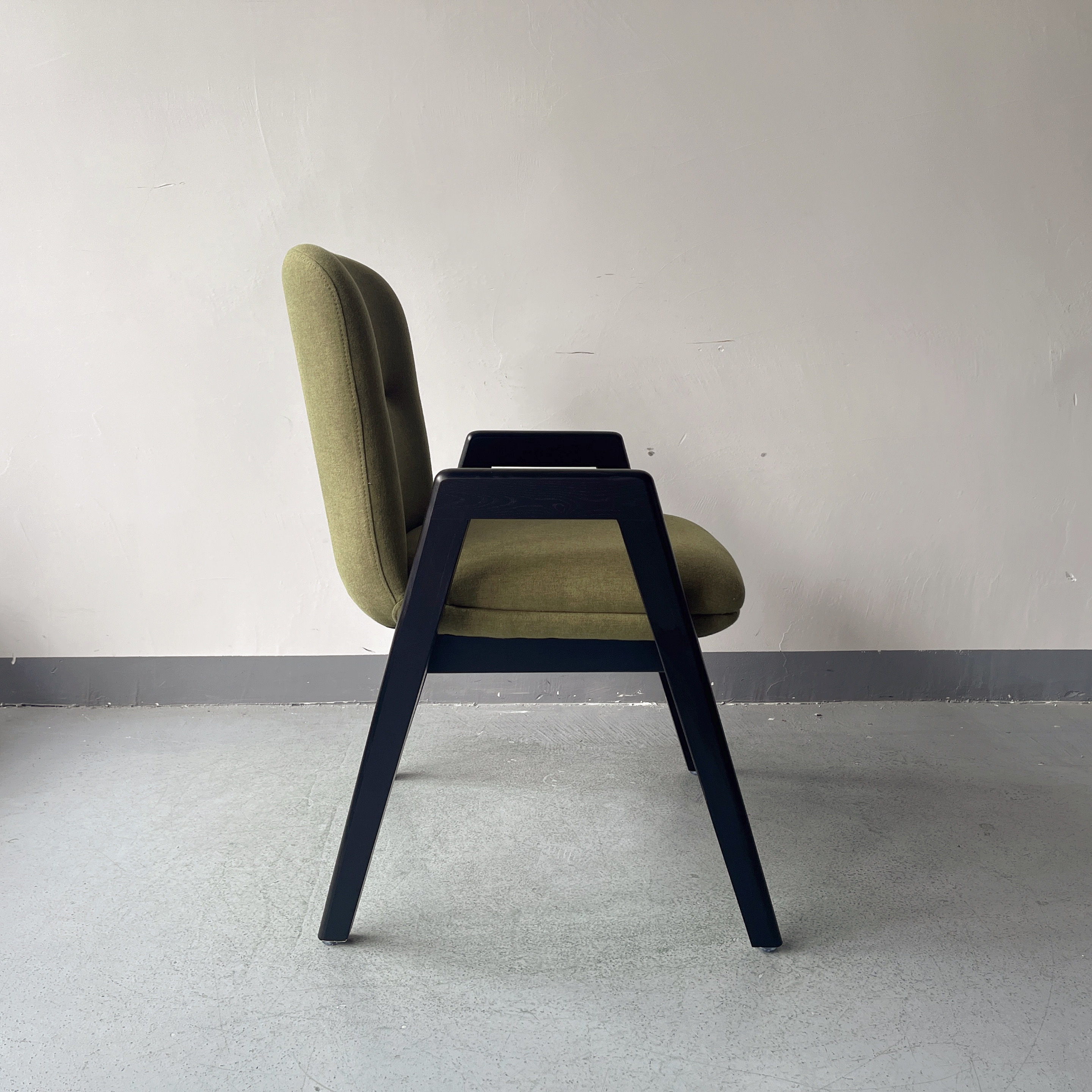 Sunrise Oriental Furniture - the Lance Dining Chair
