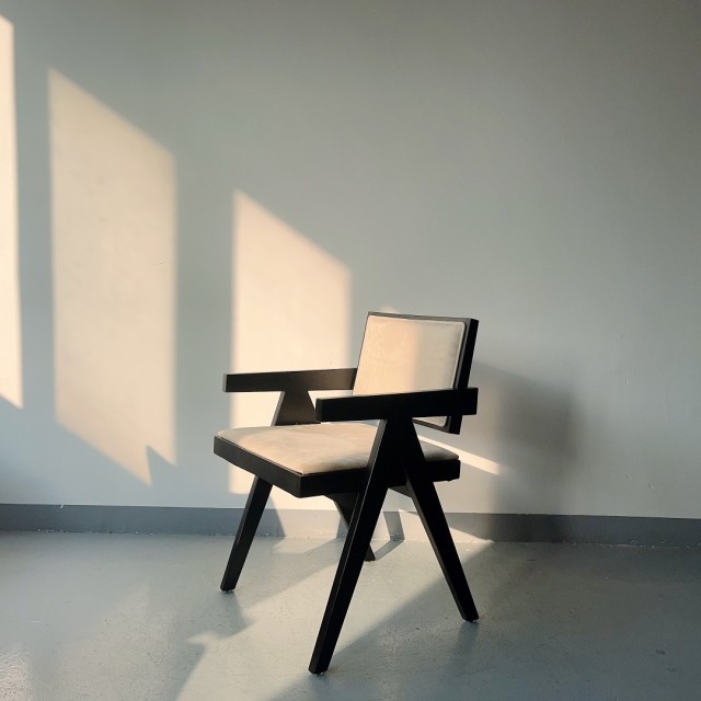 Sunrise Oriental Furniture - the Jasper Dining Chair