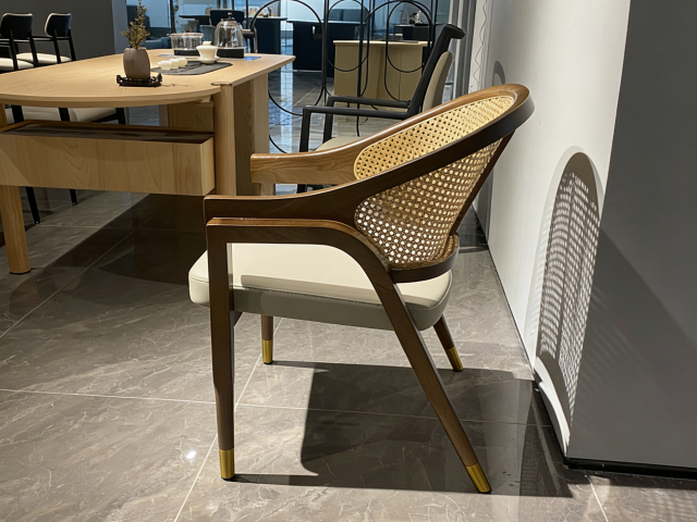 CANARI Armchair Solid Wood Chairs Rattan Chairs for Home Bars Hotels and Restaurants