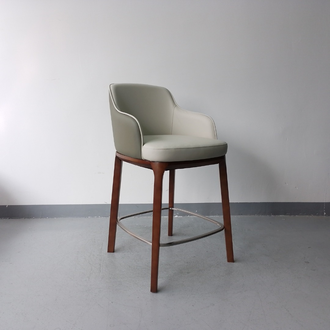 SOF the Verona bar stool