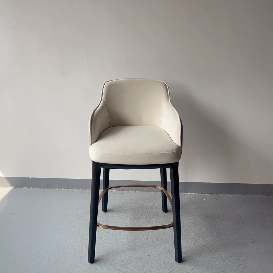 SOF the Verona bar stool