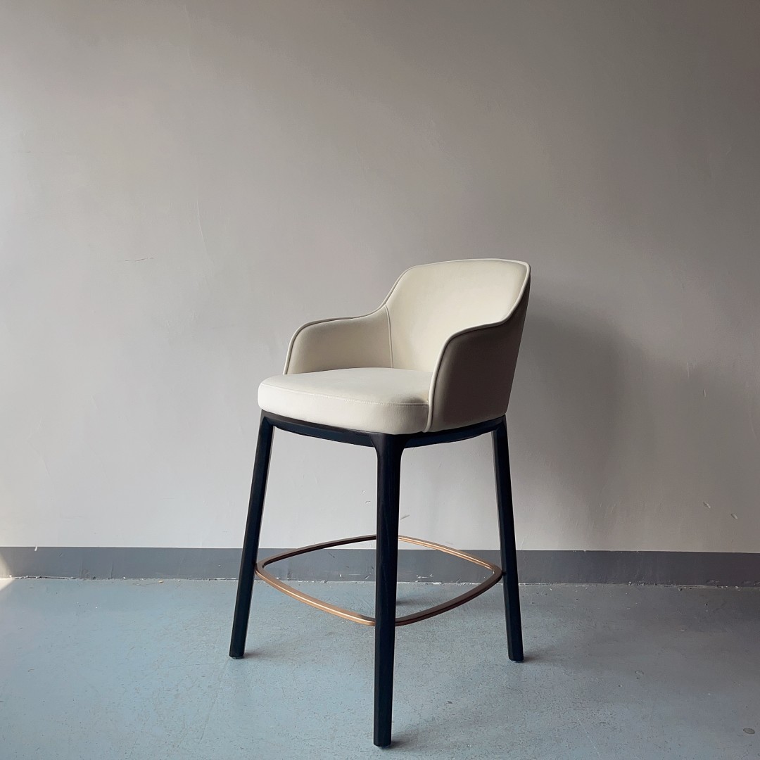 SOF the Verona bar stool