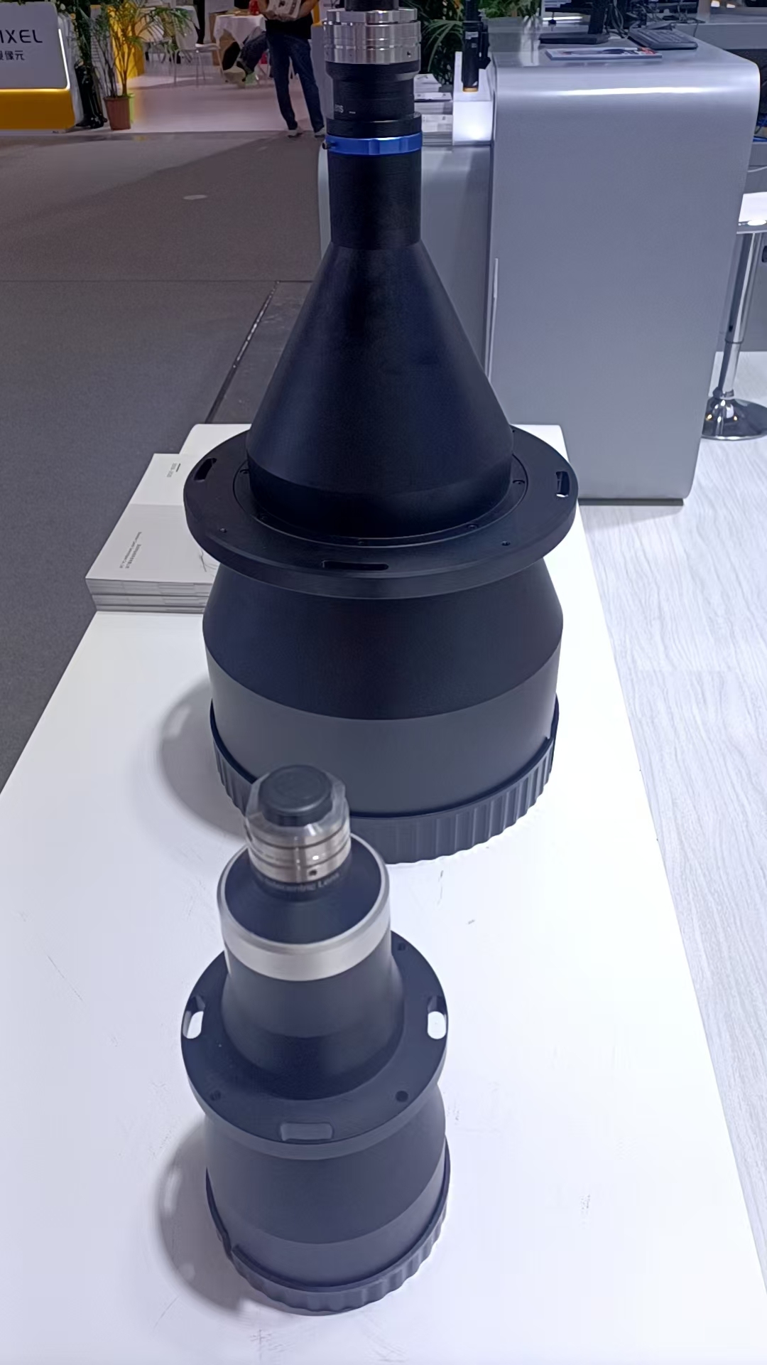 Far-heart Lens