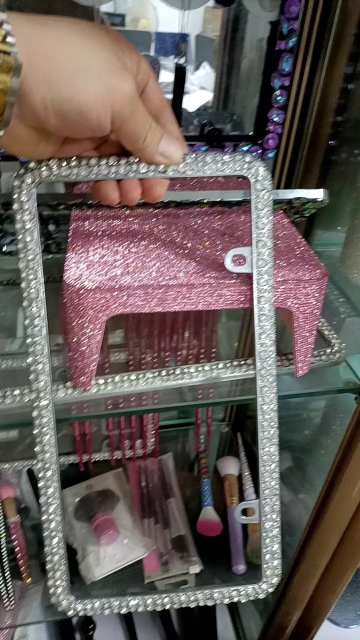 Diamond-mounted with crystal Swarovski