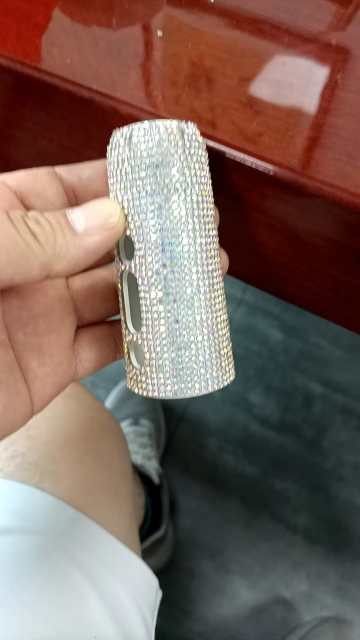 Diamond-mounted with crystal Swarovski