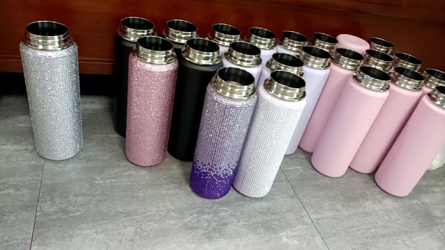 Diamond-mounted with crystal Swarovski