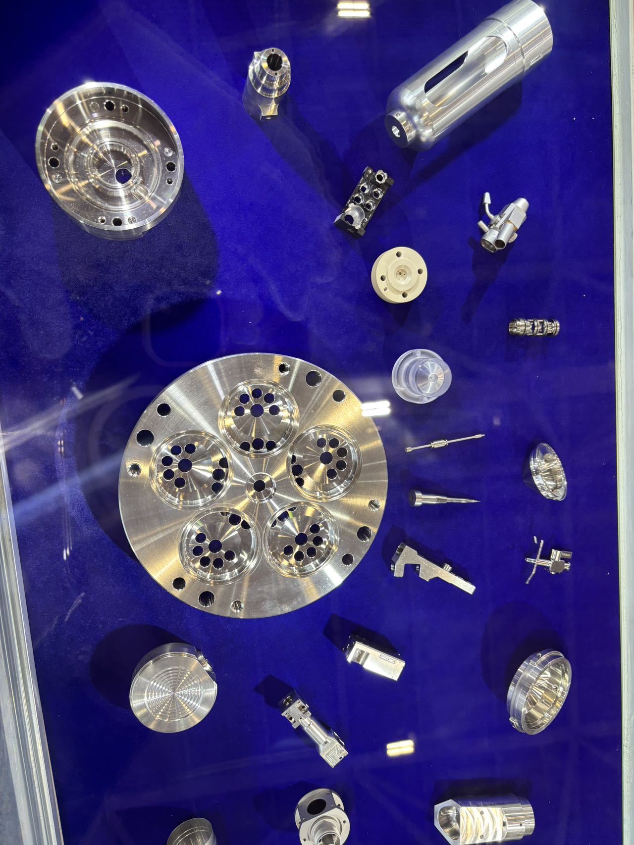 Die Casting/ Precision CNC Machining