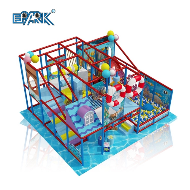 Parque de atracciones comercial para niños de nuevo diseño, equipo de juegos interior suave y pequeño.