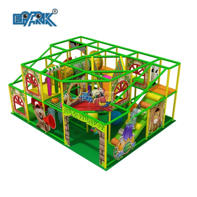 Nueva área de juegos para niños Sala de juegos para niños en interiores Juegos para niños Patio de juegos interior