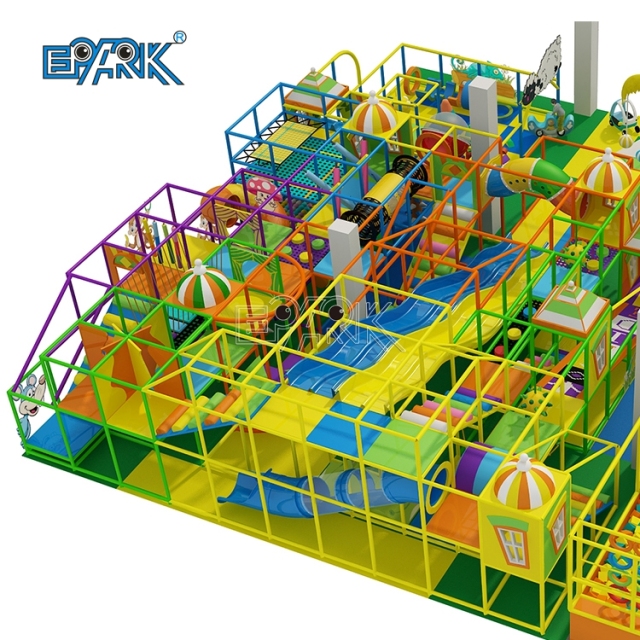 Nuevo diseño comercial para parques infantiles de interior, equipo de tamaño pequeño y suave, piscina de bolas para niños, juego en Guangzhou