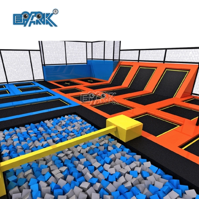 Parque de trampolines de espuma de seguridad para interiores y fabricante de trampolines comerciales para niños.