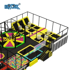 Parque de juegos interior temático Parque de atracciones para niños Parque de trampolines